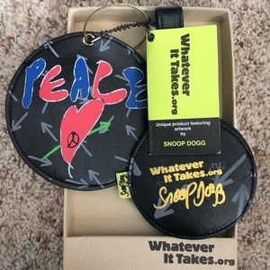 Snoop Dogg luggage tags